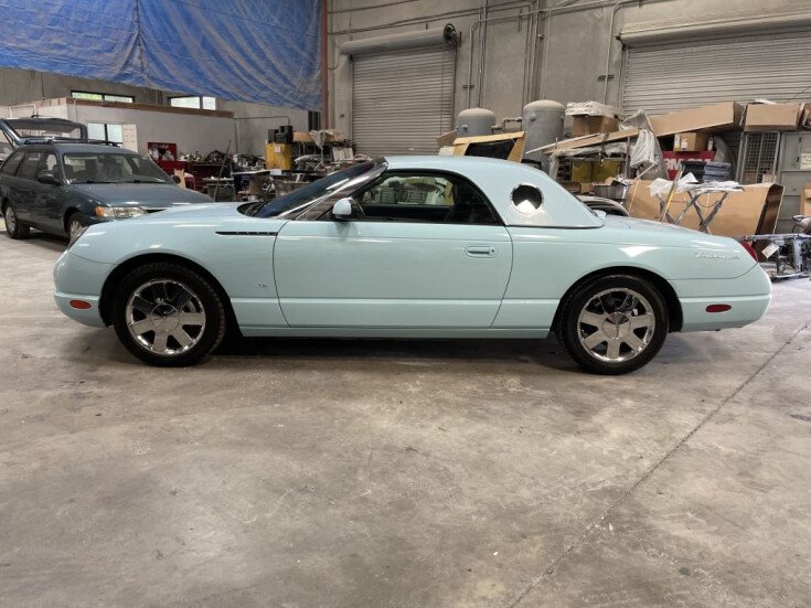 Thumbnail Photo undefined for 2003 Ford Thunderbird